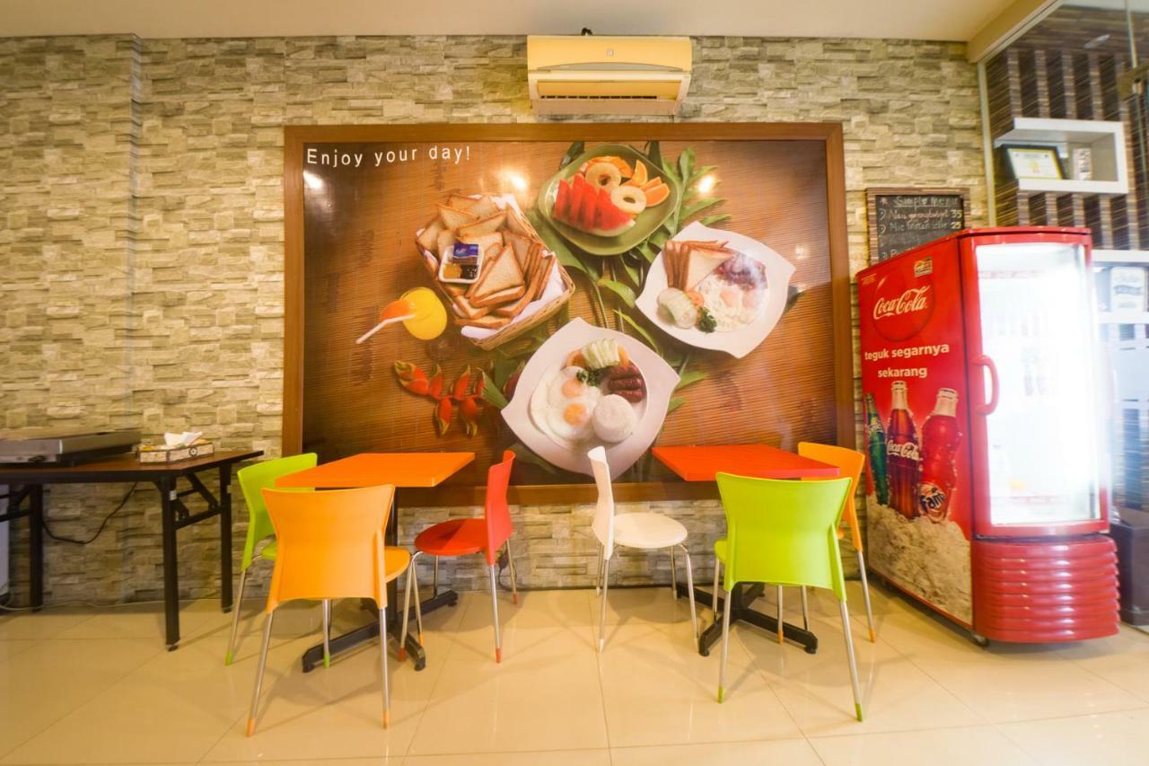 Budget Hotel Ambon Exterior photo